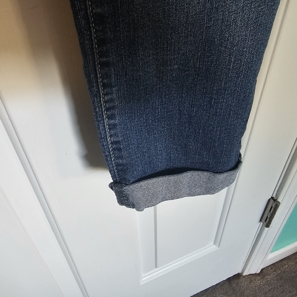 Levi's Classic Blue Women's Modern Capri Jeans Sz 16 - Picture 4 of 9